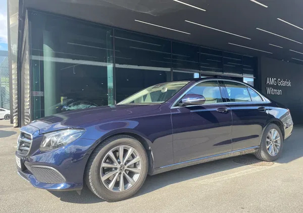 pomorskie Mercedes-Benz Klasa E cena 132900 przebieg: 57900, rok produkcji 2019 z Chojnice